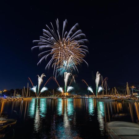 Moderno Appartamento Vista Mare, Con Parcheggio Privato Porto Venere Esterno foto